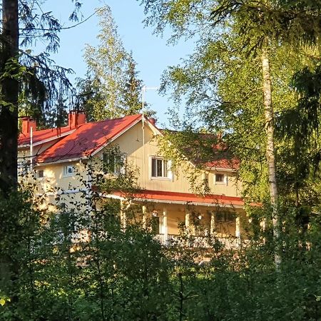 Tuhannen Tarinan Talo Kannuskoski Esterno foto
