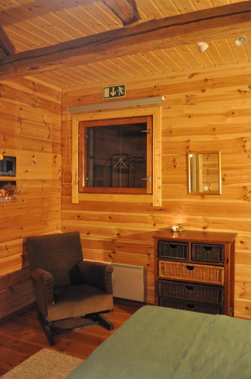 Tuhannen Tarinan Talo Kannuskoski Esterno foto