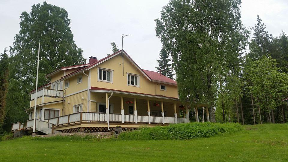 Tuhannen Tarinan Talo Kannuskoski Esterno foto