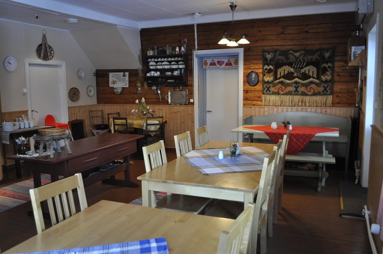 Tuhannen Tarinan Talo Kannuskoski Esterno foto